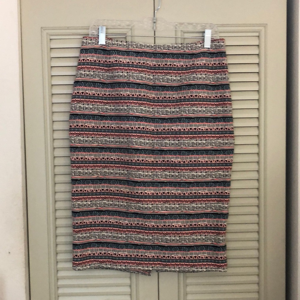 COPY - Colorful pattern pencil skirt - Picture 1 of 3